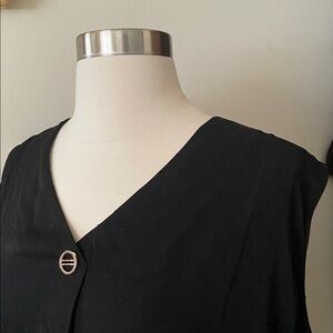 NWT Elegant Black Sleeveless Top